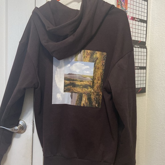 H&M Brown Hoodie - Picture 2 of 4